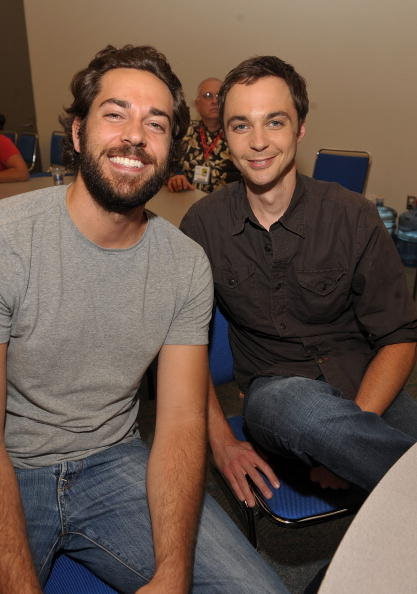  p>吉姆·帕森斯(jim parsons),1973年3月24日出生于美国得克萨斯州