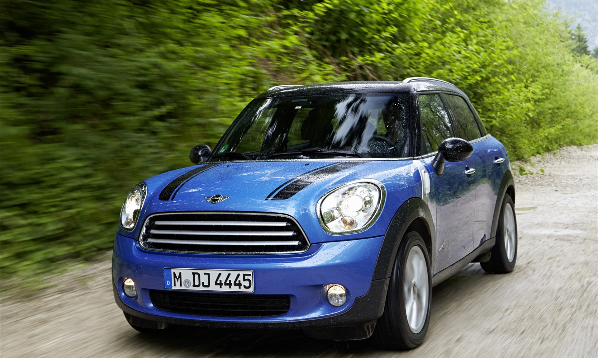 汽车公司推出后被 a target="_blank" href="/item/宝马公司/8100668"