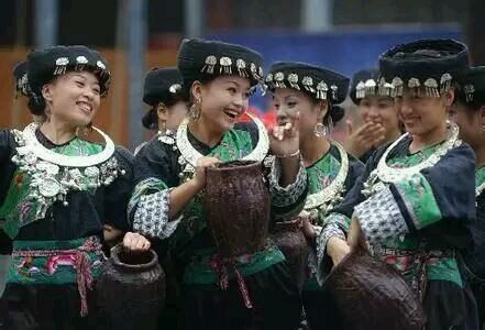  p>东部苗族,全称东部方言苗族,又称湘西方言苗族,是 a href="#" data