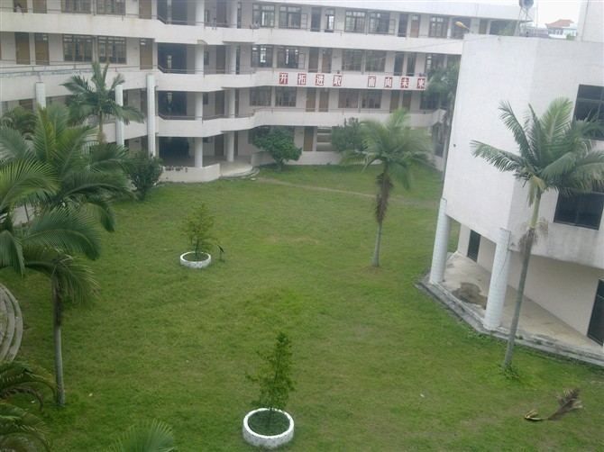 仙城赵学波中学