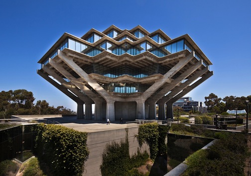 ucsd或uc san diego),常译为加州大学圣地亚哥分校,圣迭戈加州大学