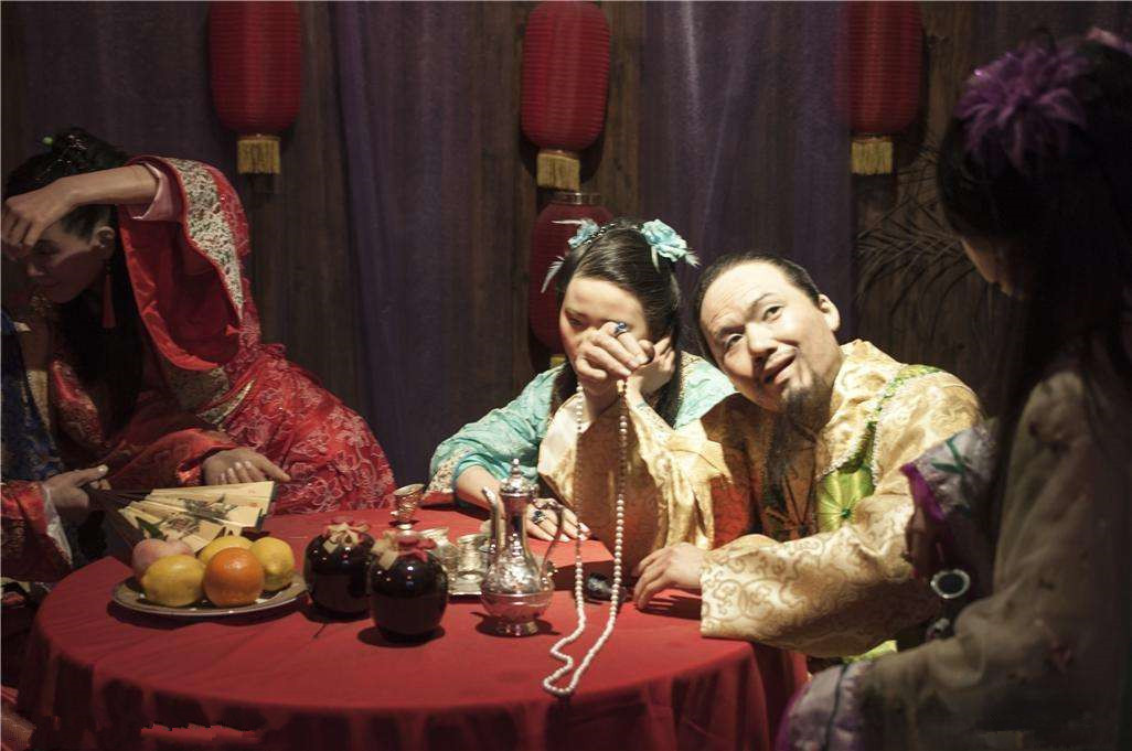 古代青楼的女老板为何被称为老鸨，老鸨是个啥东东？_百科TA说