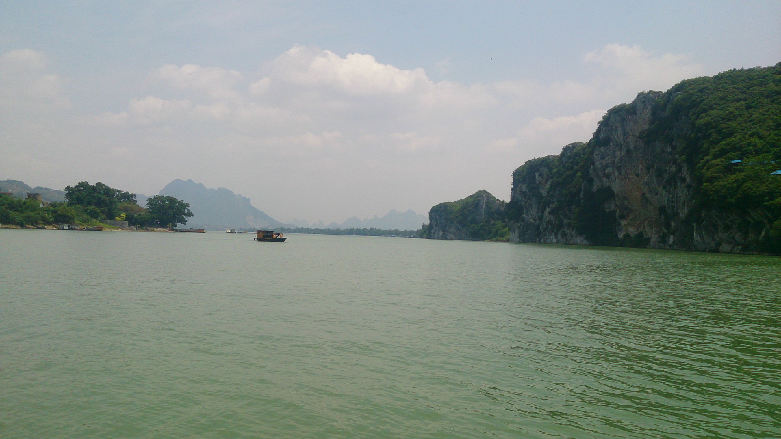  p data-id="gnvh9nxezk">崖山景区位于广西柳城县,距柳州市60公里.