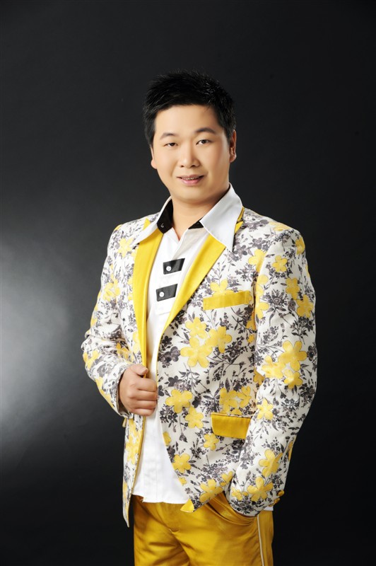  p>张建军,汉族,广东人,青年影视演员,潮汕小品知名笑星,演出作品