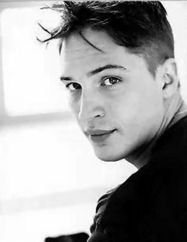  p>汤姆·哈迪(tom hardy),1977年9月15日出生于英国伦敦哈默史密斯