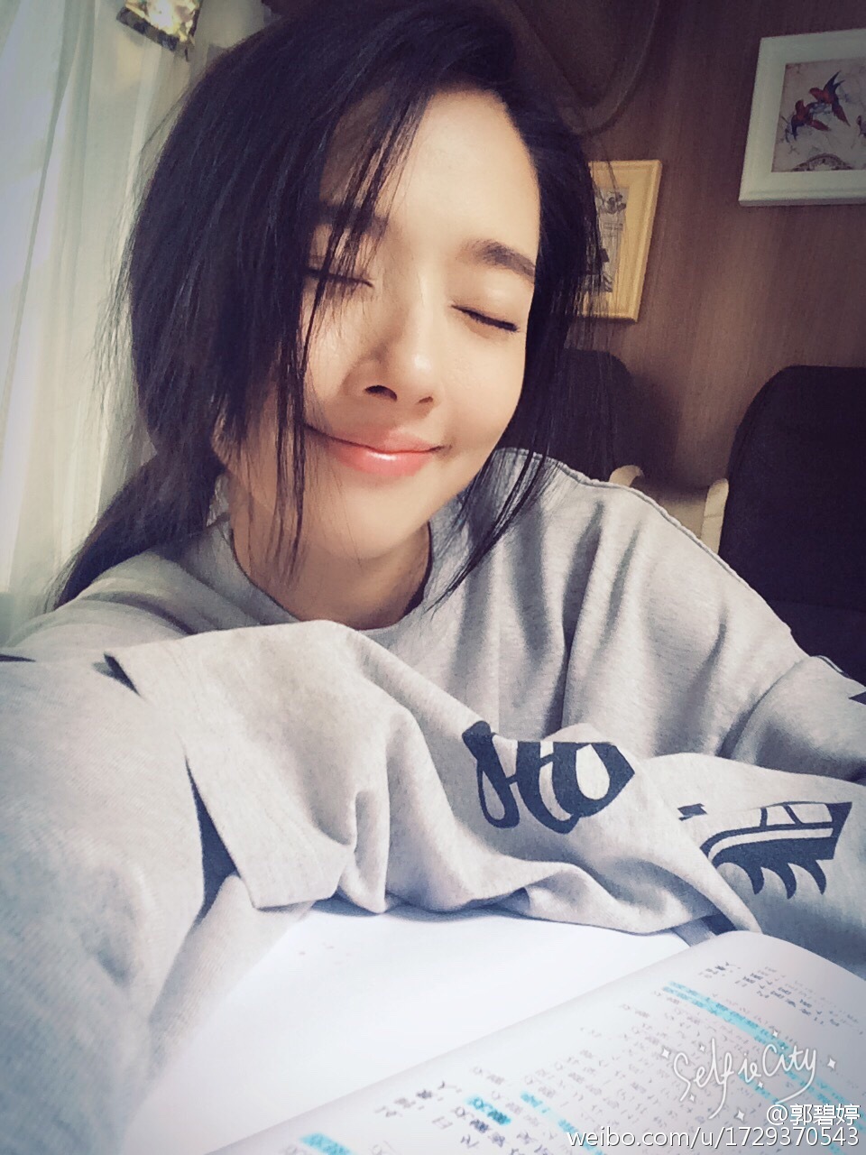  p>郭碧婷(bea hayden),1984年1月16日出生于台湾省台北市,华语影视女