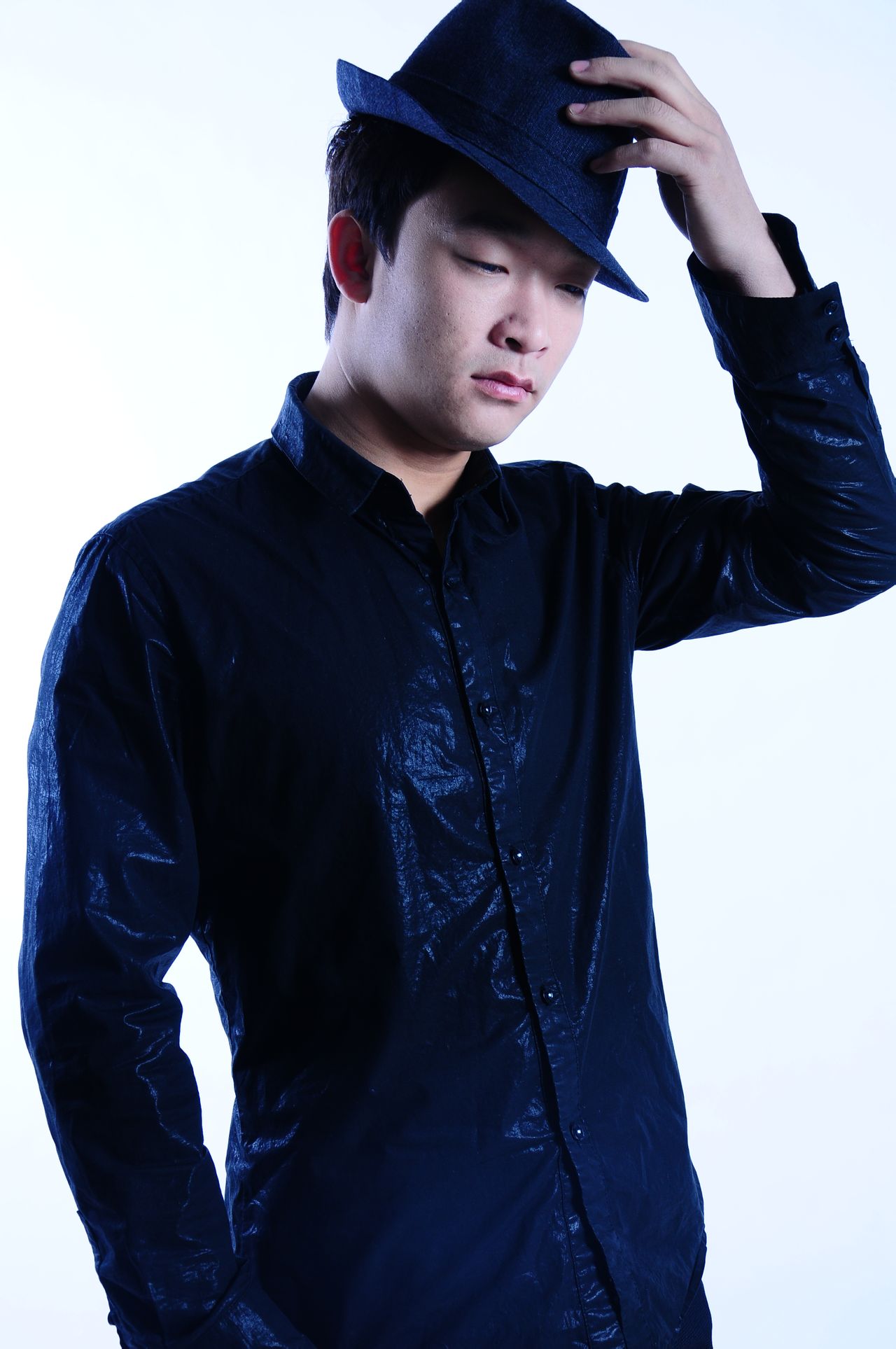 马建军演唱.并作词作曲. a target="_blank"