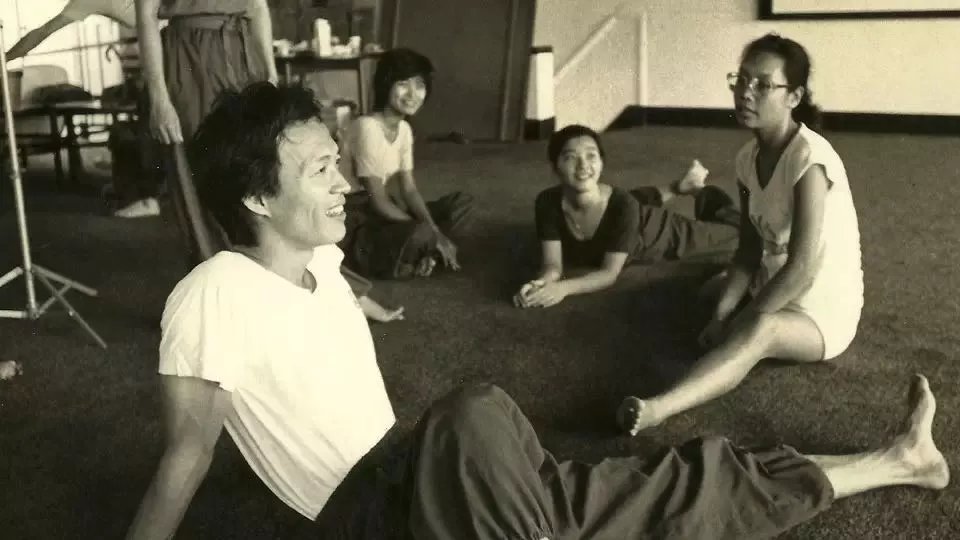 “叛逆戏骨”金士杰：一句话戳哭天下父女的男人，活得有多刚？_百科TA说