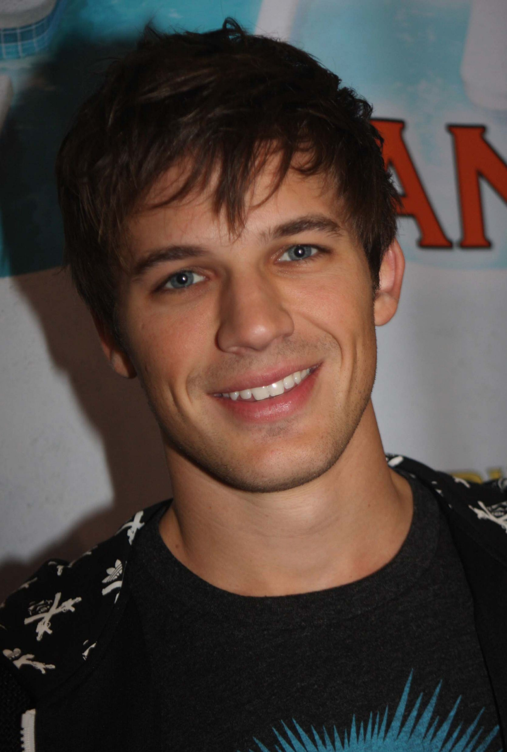  p>马特·兰特尔(matt lanter),1983年4月1日出生于美国俄亥俄州马