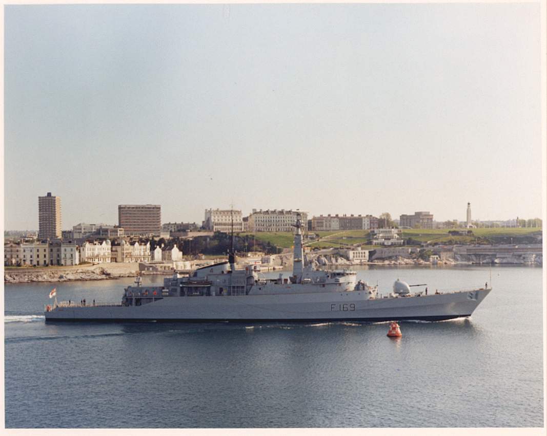  p data-id="gnx3ayaxw0">21型护卫舰是英国于1970年代服役的一级多