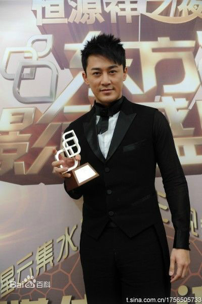  p>林峰,1979年12月8日生于福建厦门,中国香港影视男演员,流行乐歌手.