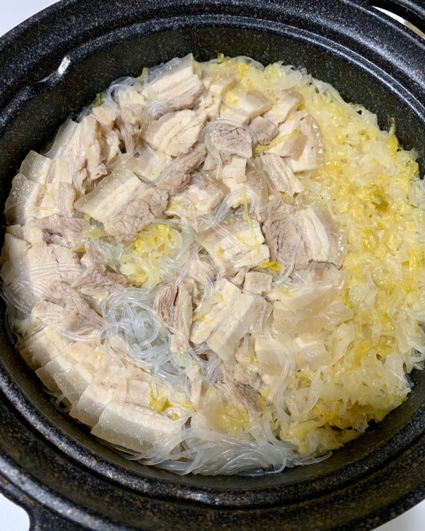酸菜白肉炖豆腐