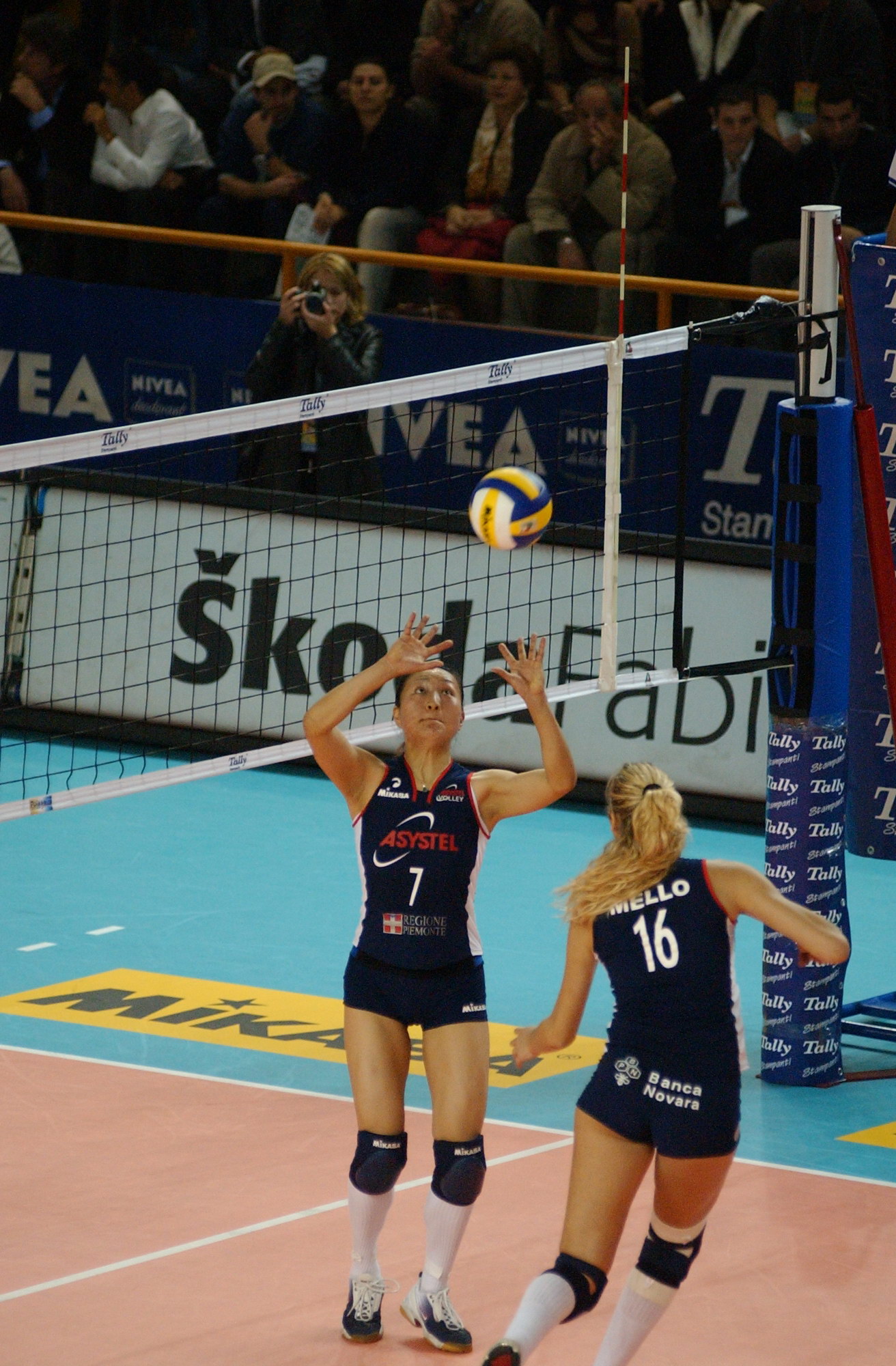 2003-2004赛季意大利女排超级杯赛