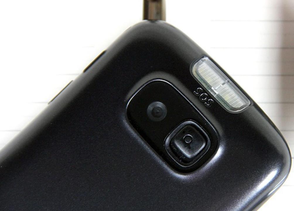  p>飞利浦x2560是飞利浦于2013年3月上市的手机产品.