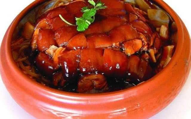 href="#" data-lemmaid="135066">济南 /a>的一道名吃,其历史可以追溯