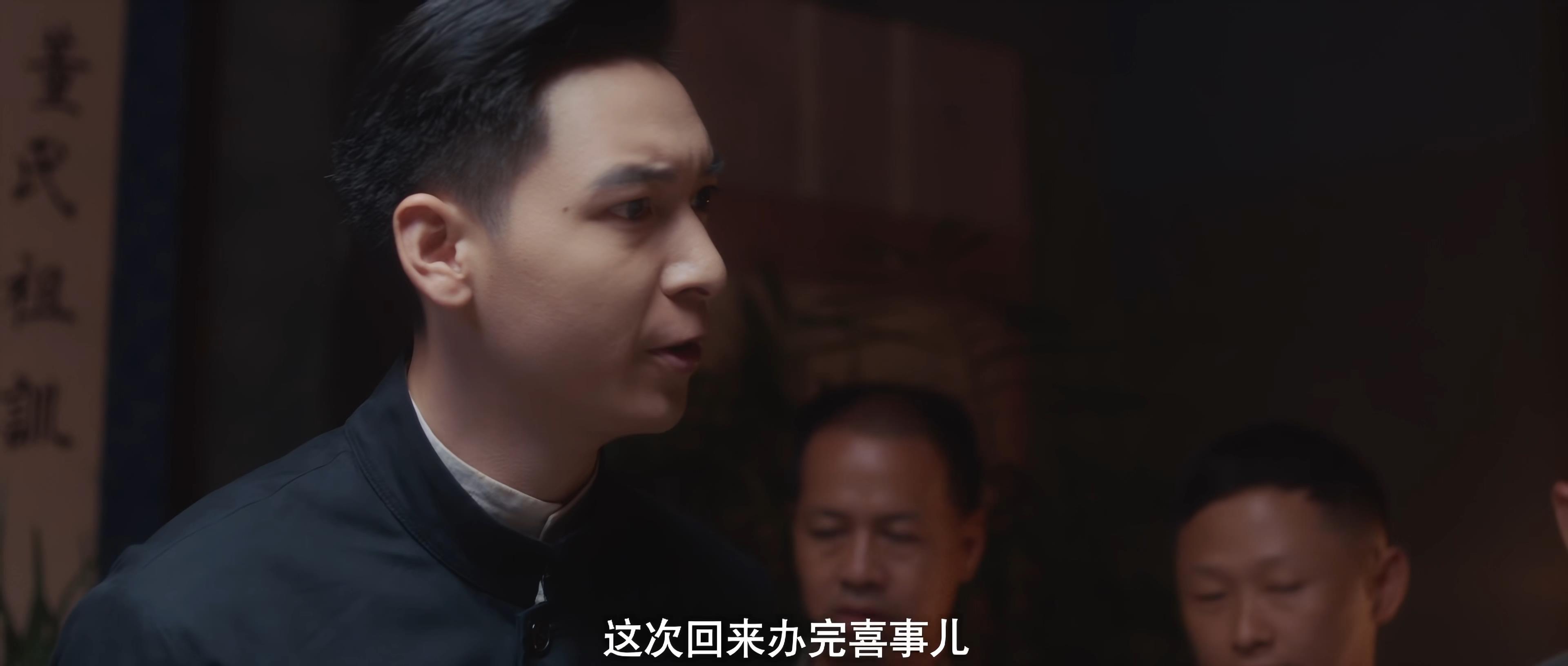  p>《变异巨蟒》是由爾东执导,子剑,李佳怡,叶斯琦,潘春春,岳跃利,贾