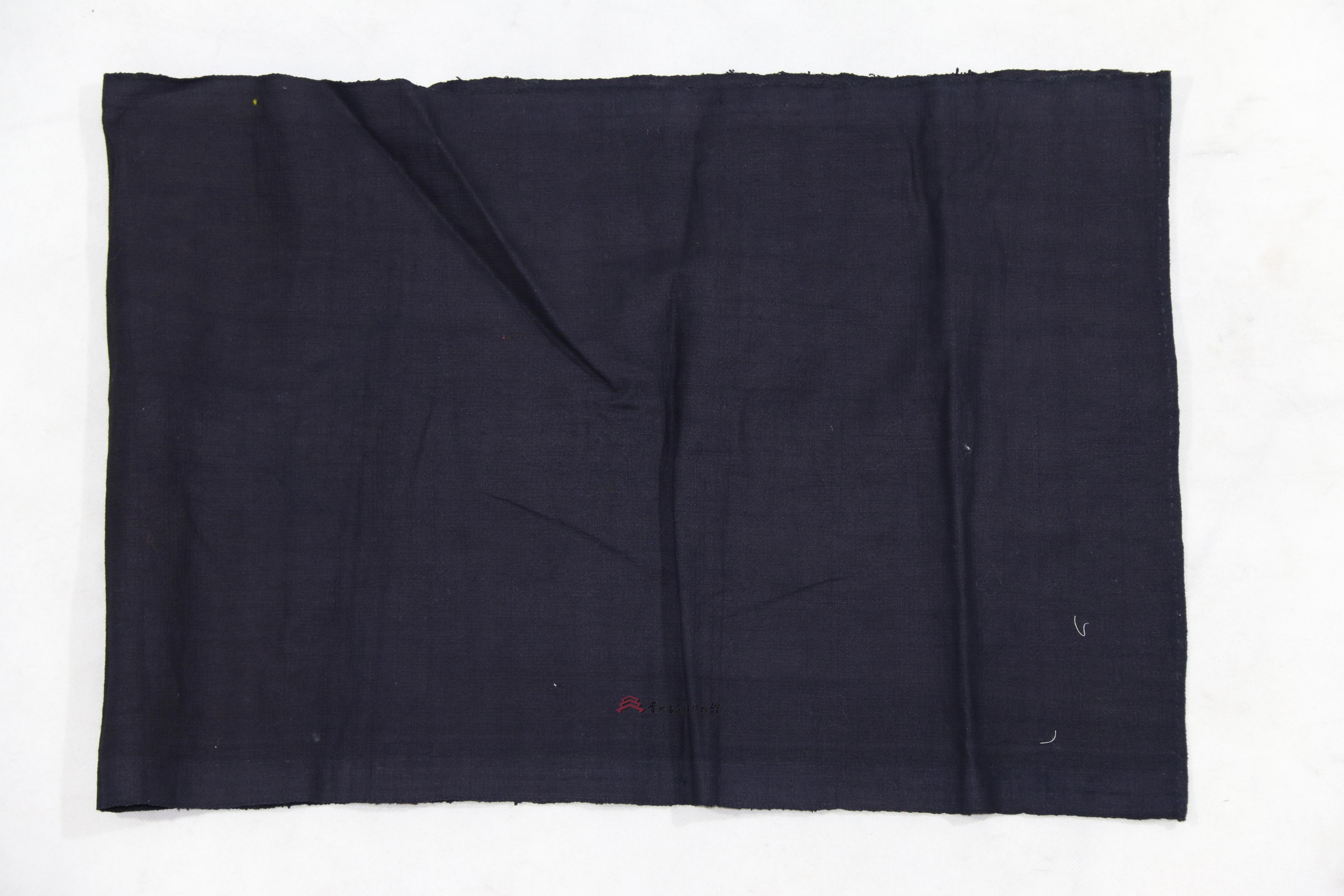 当代兴仁布依族青布头帕