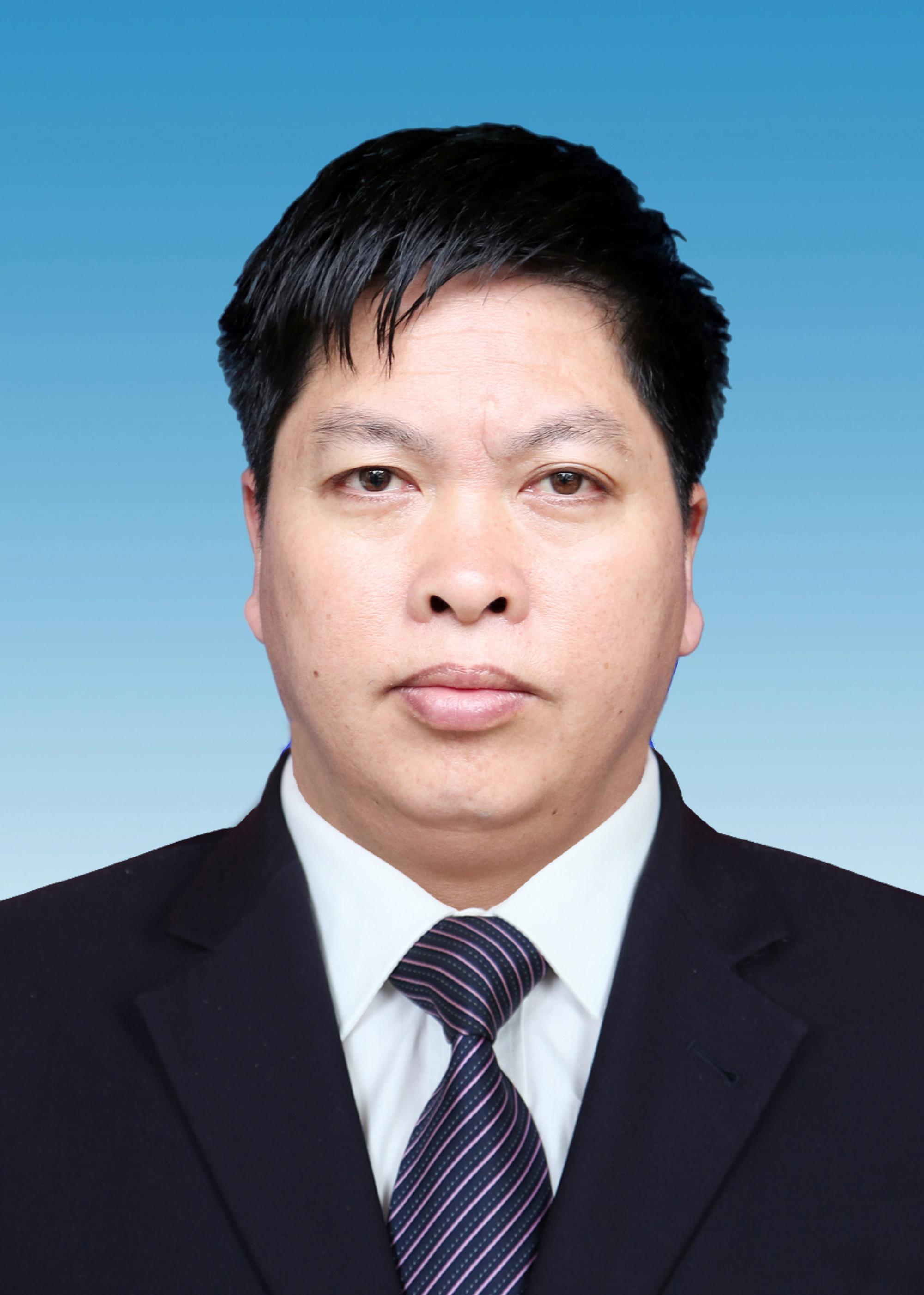  p>田贵东,现任贵州省沿河县夹石镇党委副书记,镇长. /p>