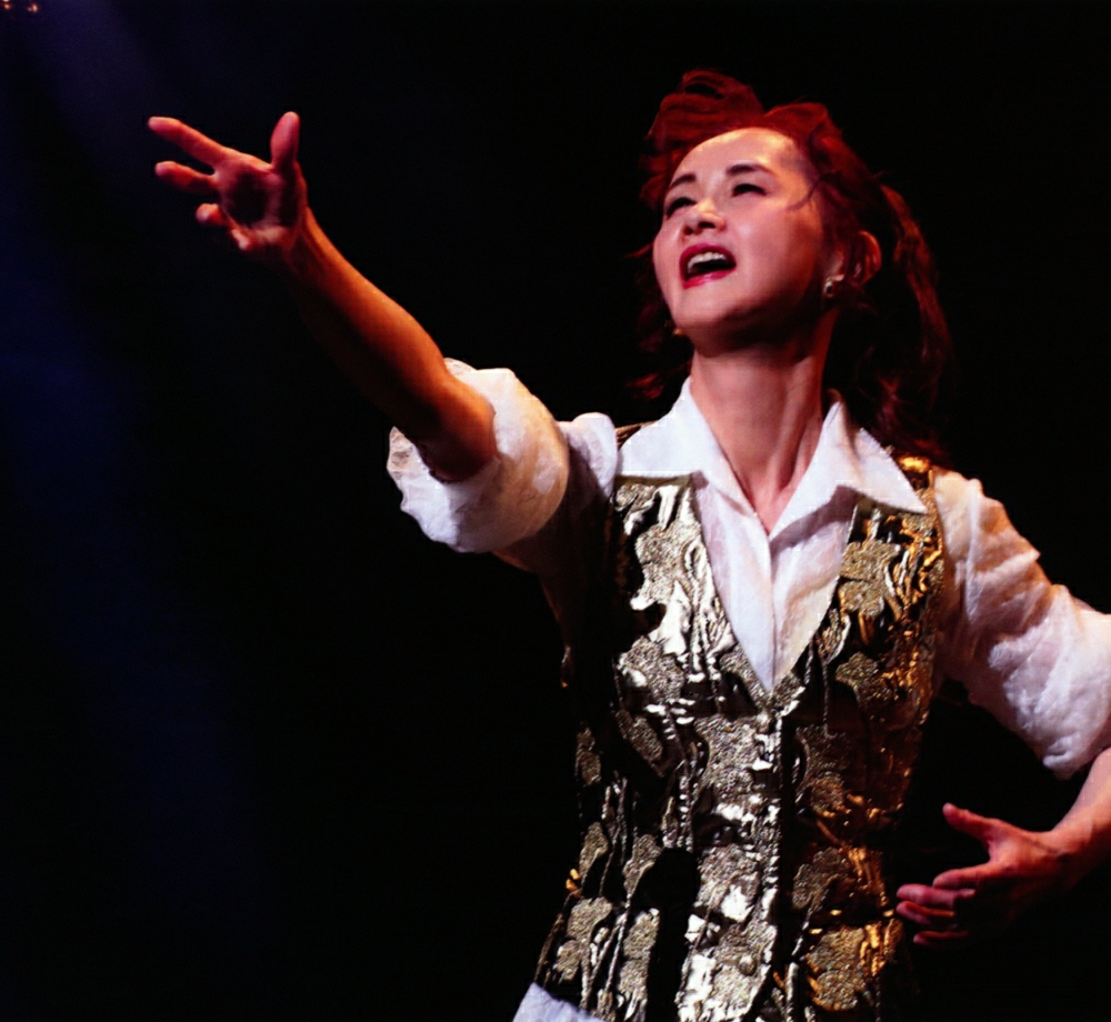  p>中岛美雪 i>(nakajima miyuki) /i>,1952年2月23日出生于日本