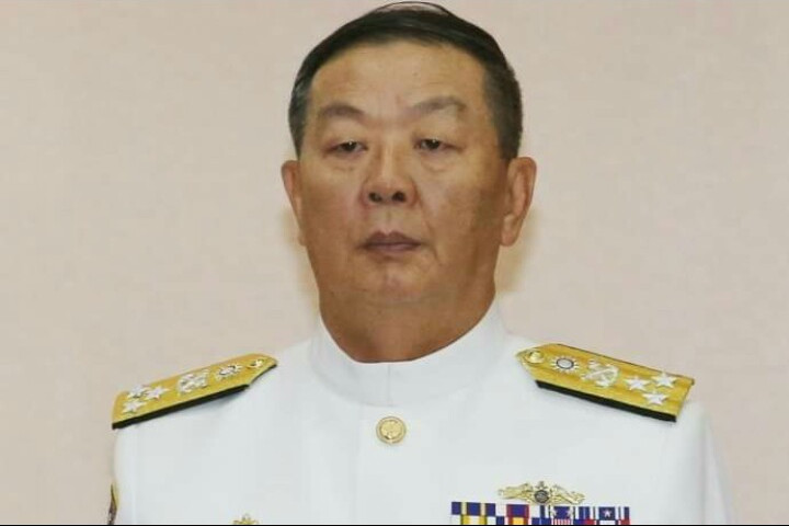  p data-id="gnasut45c8">黄曙光,男,中国台湾人,海军二级上将.