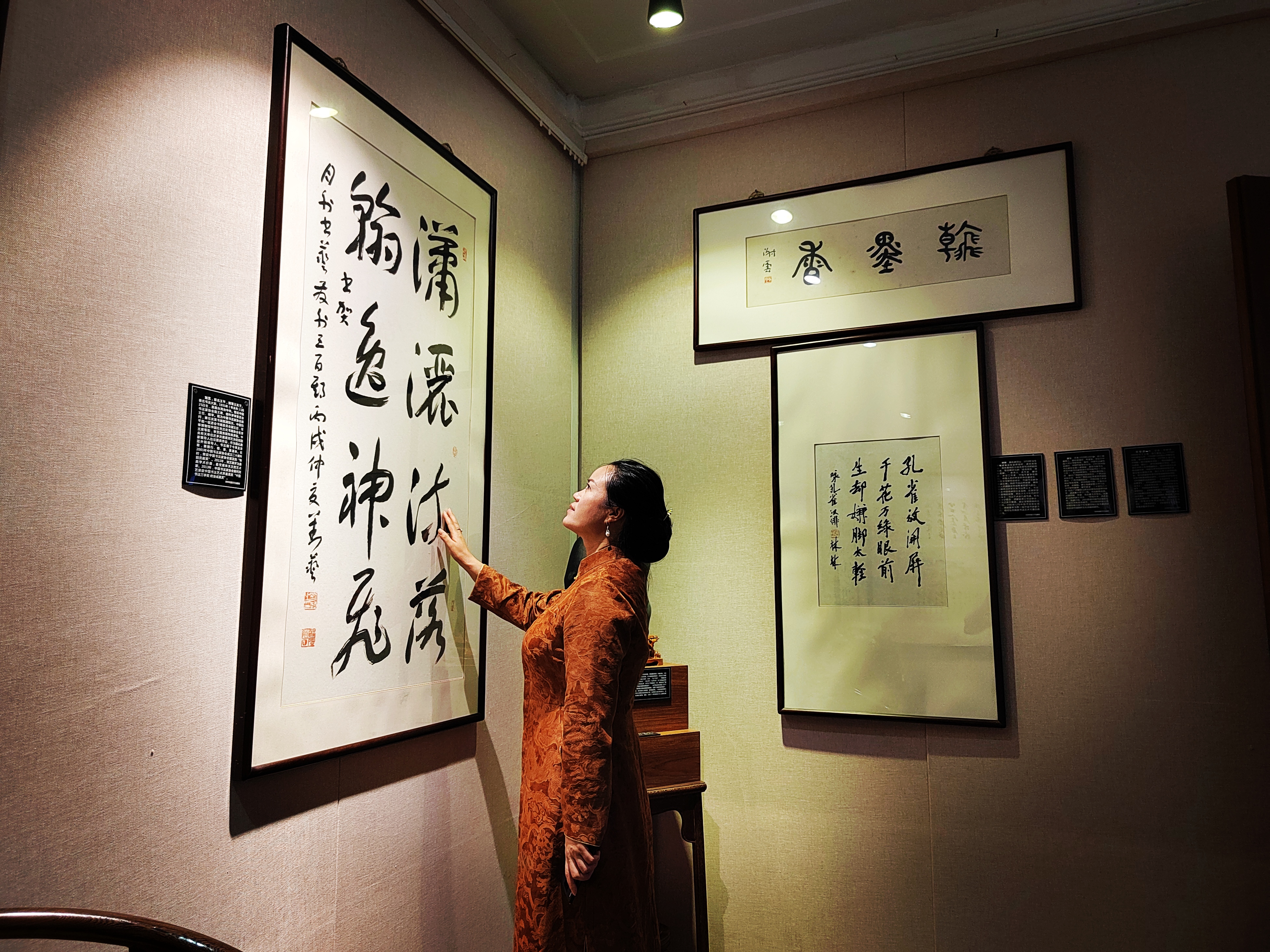 画家张晓莉作品多少钱(张晓画家价格)-画家张晓莉联系方式,画家张晓莉作品多少钱(张晓画家价格)-画家张晓莉联系方式,画家张晓莉,第1张