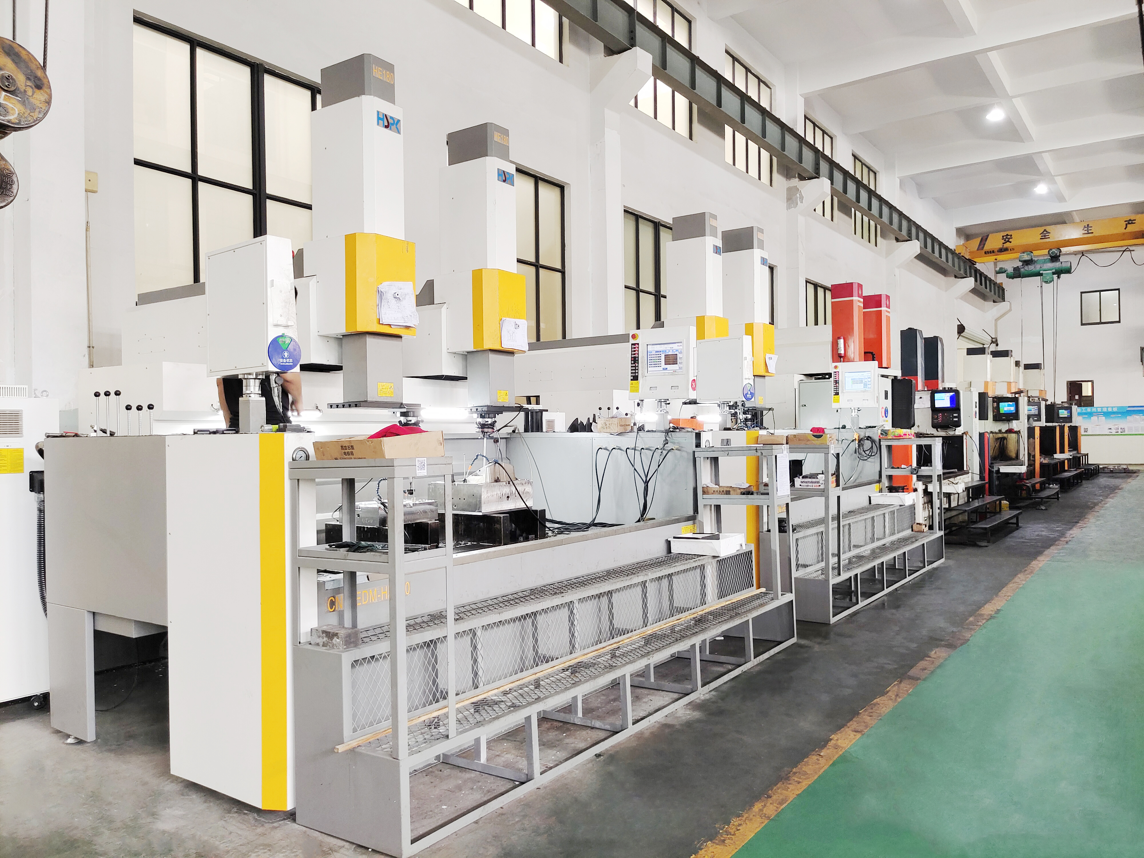 浙江万豪模塑股份有限公司