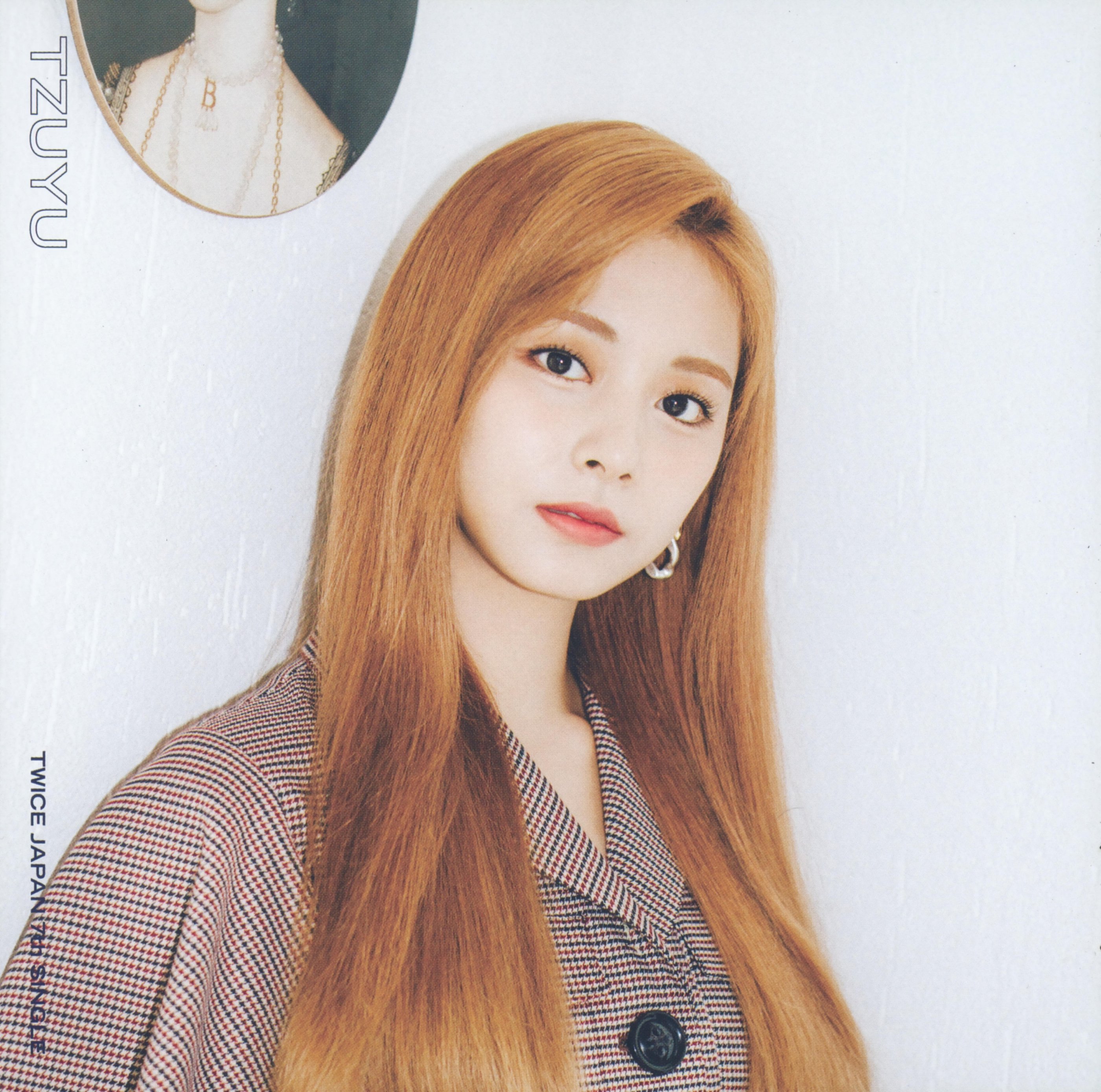  p>周子瑜(tzuyu),1999年6月14日出生于台湾省台南市东区,中国台湾