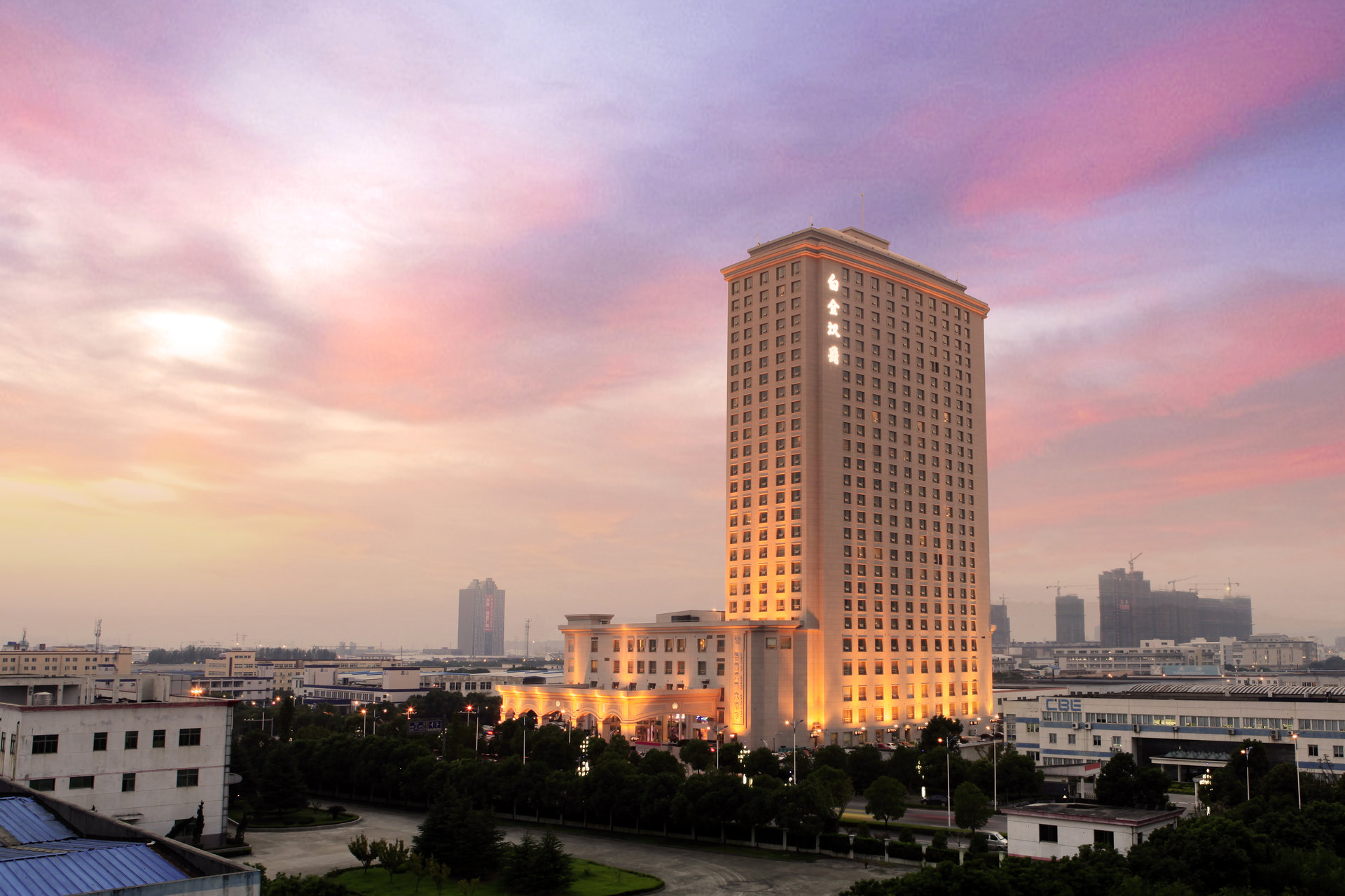 苏州白金汉爵大酒店吴中店