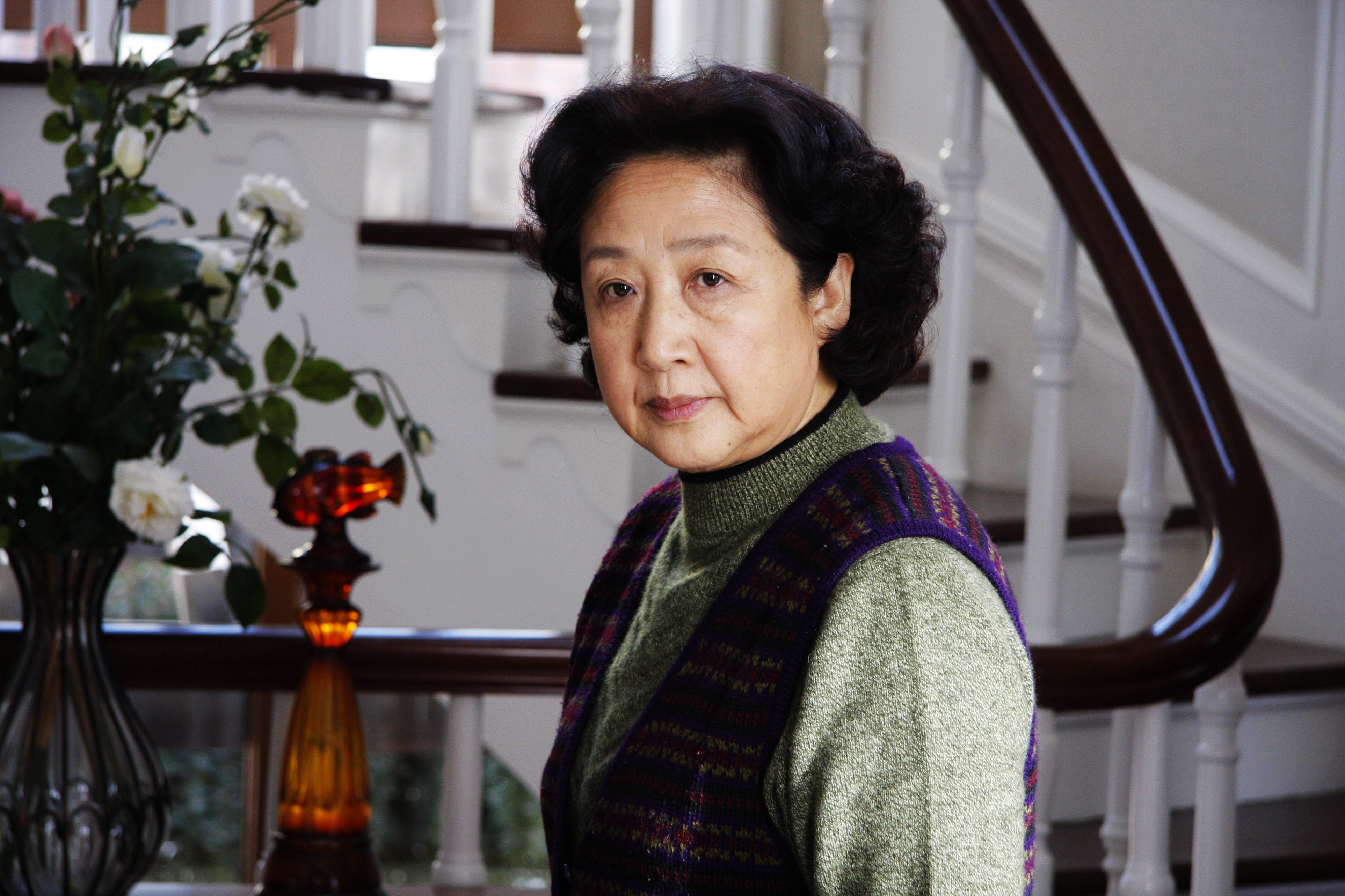  p>赵淑珍,出生于黑龙江省哈尔滨市,中国女演员.