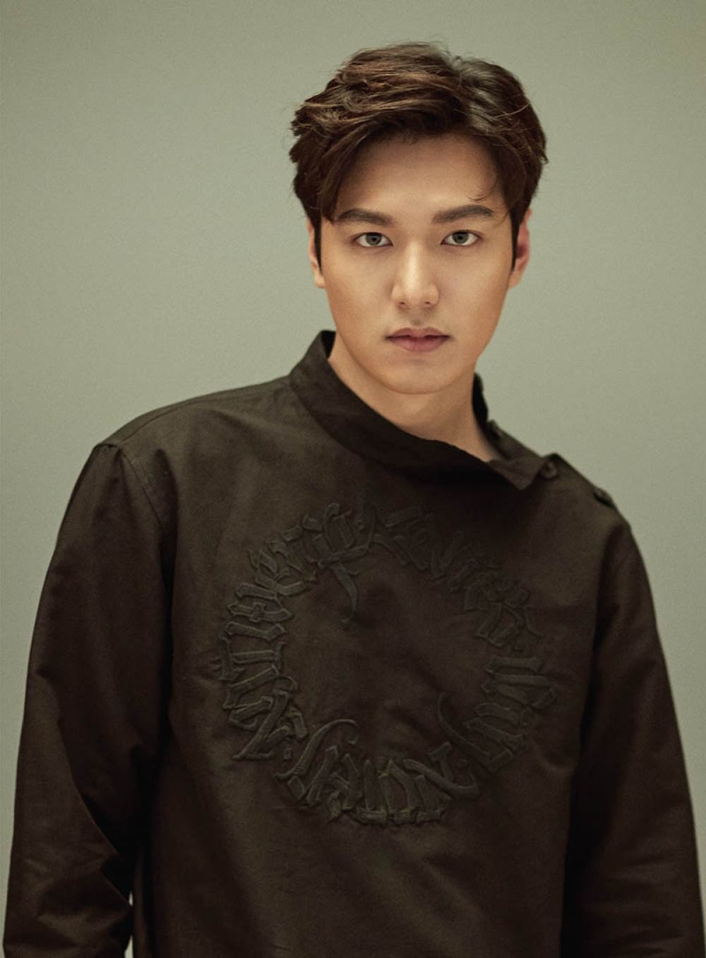 by lee min ho》是<a target="