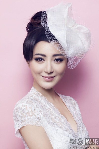  p>陈廷嘉 i>(原名陈丽丽) /i>,生于江苏省江阴市,中国大陆女演员