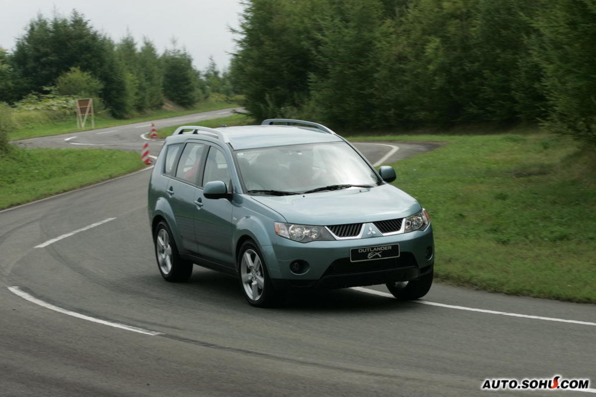  a target="_blank" href="/item/三菱欧蓝德/296818" data-lemmaid="