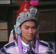 八千里路云和月