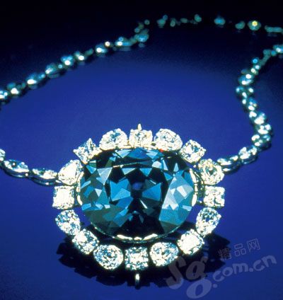  p>希望蓝钻石是历史上有名的"厄运之钻",首先出于1909年,总是伴随着