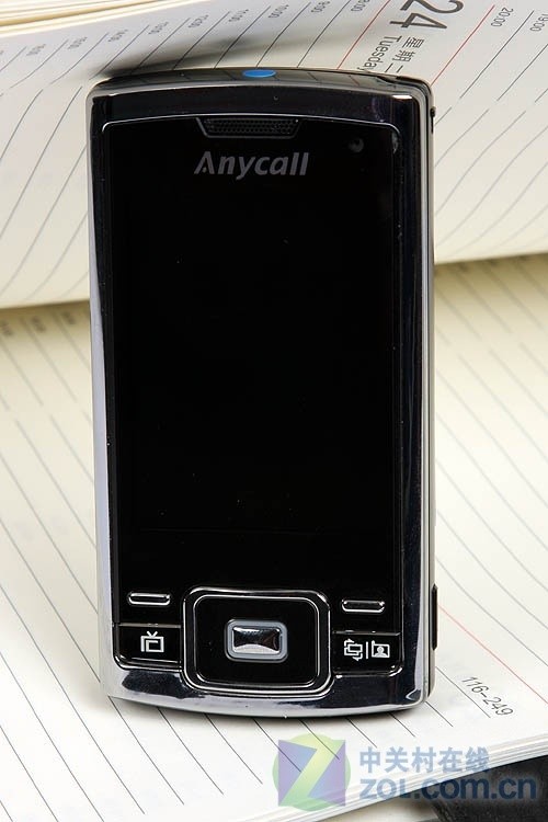 三星i6320c 是一款3g滑盖手机,采用一块2