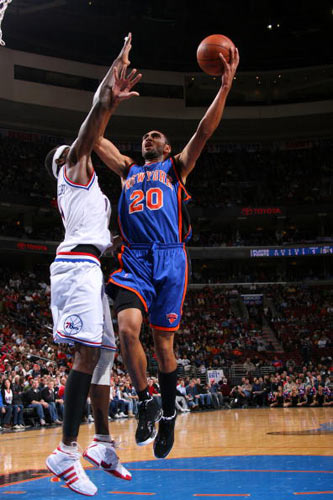  p>贾里德·杰弗里斯(jared jeffries),1981年11月25日出生于美国 a