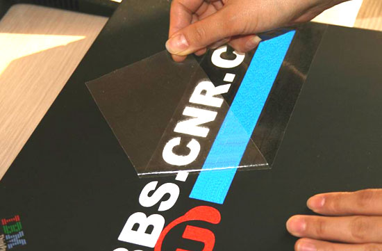  p>转移膜是一中间载体,存在于转移纸基或塑基之上,承载被印刷或打印