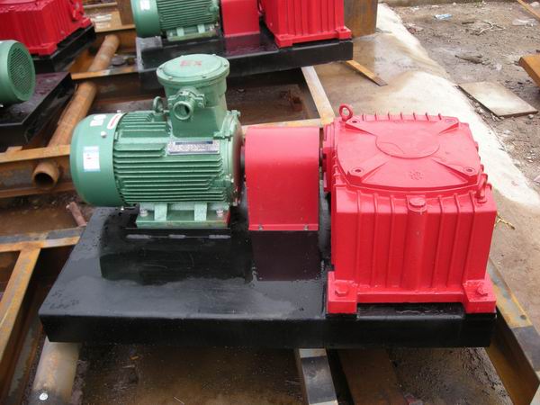  p data-id="gnb68nd5fu">泥浆搅拌器是为了保持钻井液的均匀性并使