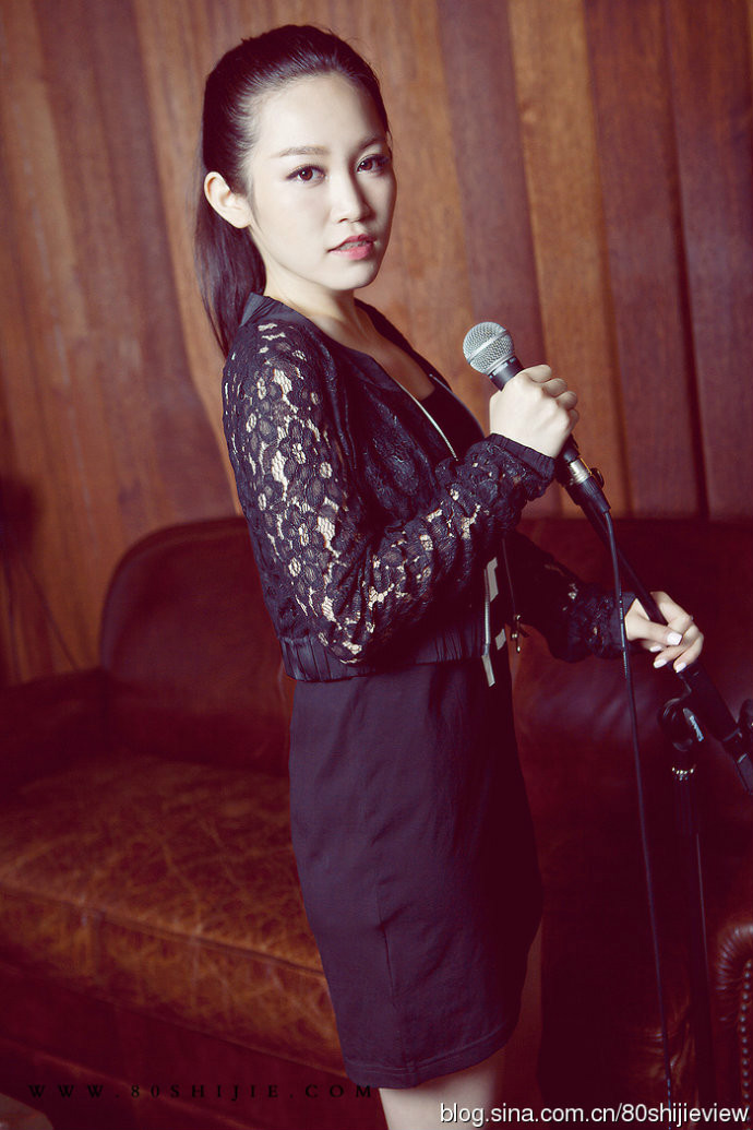  p>戴潆萱(萱萱),1989年7月30日出生于辽宁省沈阳市,中国内地流行女