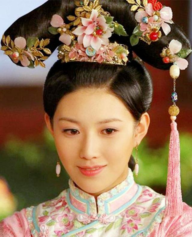  p> b>清世祖孝献皇后董鄂氏 /b>(1639年—1660年9月23日),努恺爱塔大