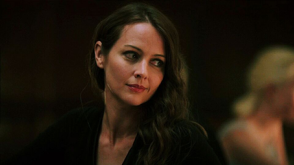 root,女,是出自美剧《 a target="_blank" href="/item/疑犯追踪