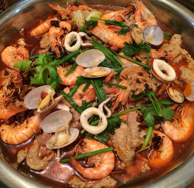 水煮海鲜大杂烩