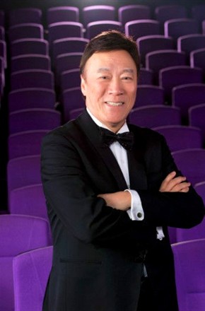  p>陈欣健(philip chan),1945年1月25日出生于香港,原藉广东新会.