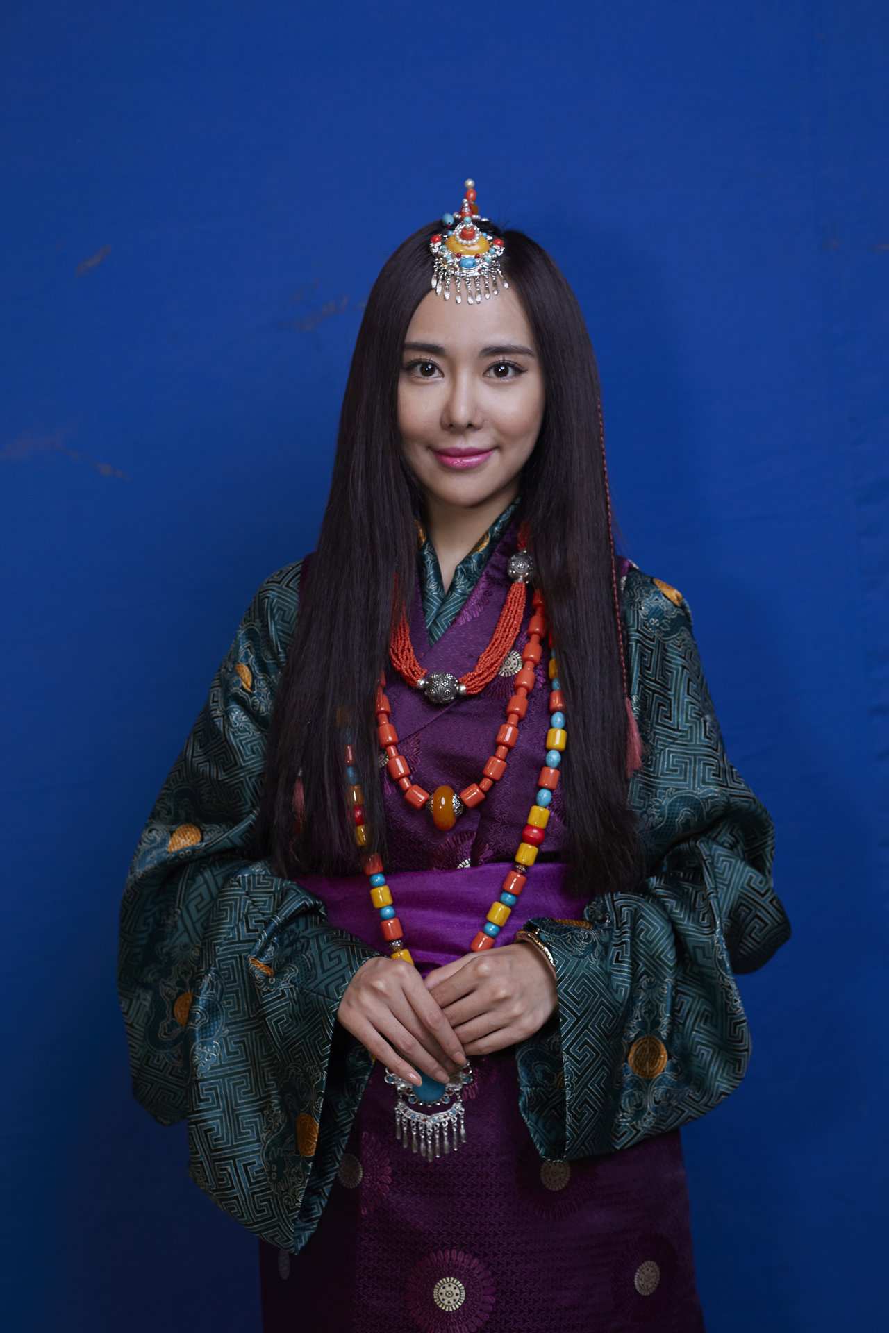 独家出品,制作,新片场独家发行,宋赞导演执导拍摄,演员晓龙,曹梦格,杨