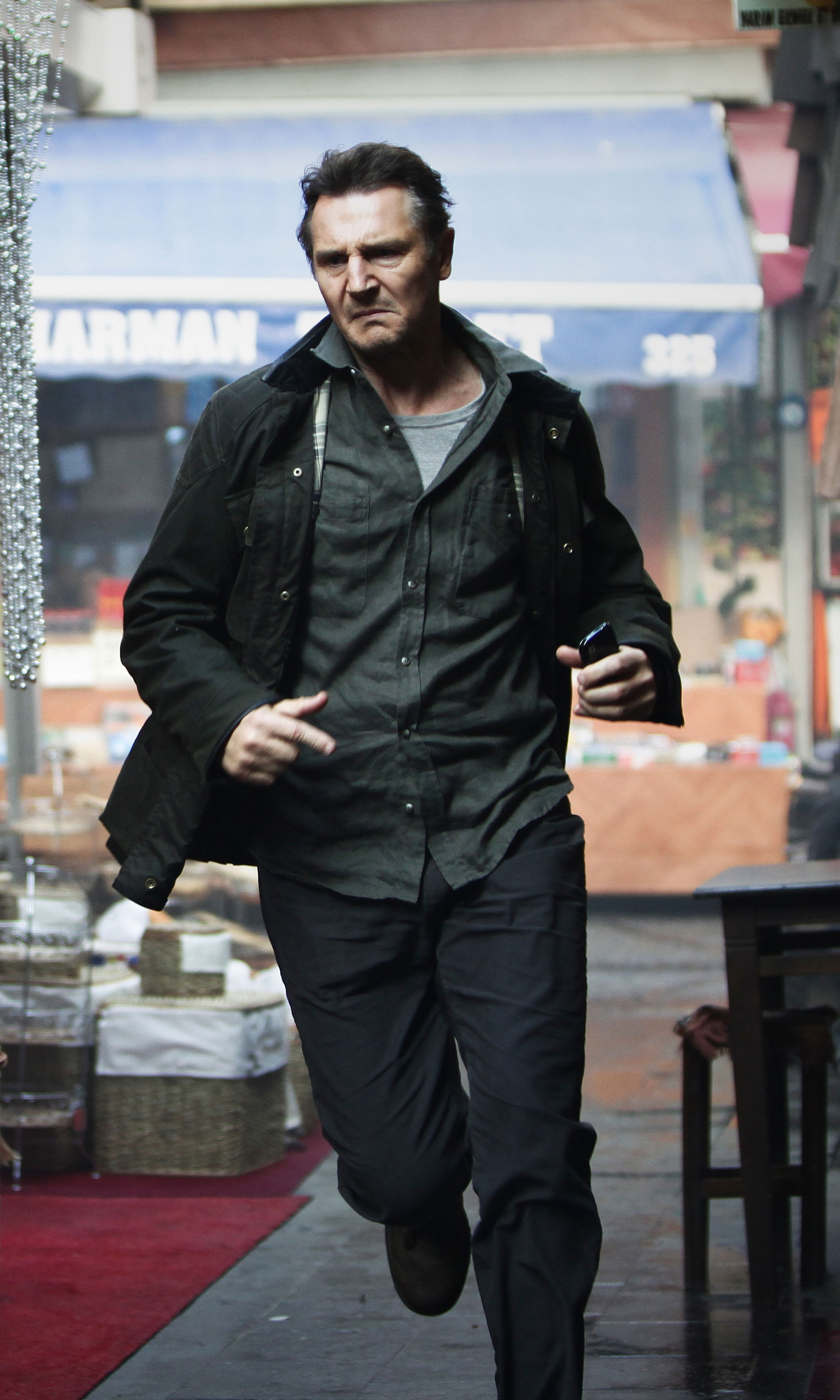 2》由 a href="#" data-lemmaid="3904753">奥利维尔·米加顿 /a>执导