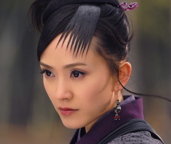  p data-id="gnyu2nokb8">铁飞花是一位乐观,自信的草根女子,具有断案