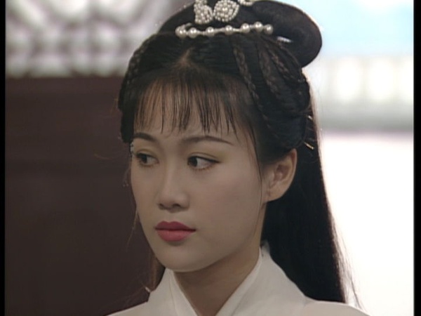  p>梁小冰,1969年12月29日出生于澳门,祖籍广东省南海,中国香港女演员