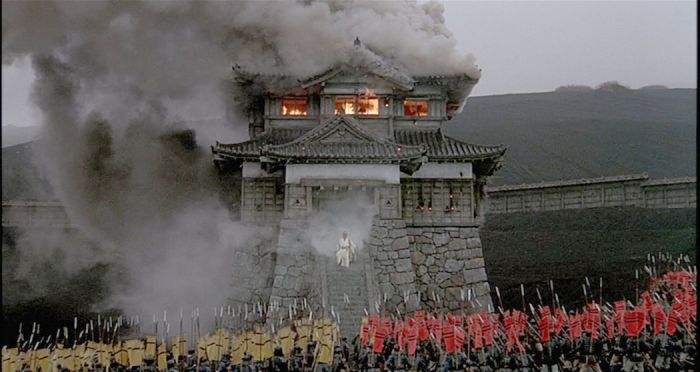 《乱》：翻拍翻出的神作_百科TA说