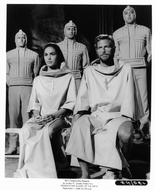  p>琳达·哈里逊(linda harrison),美国女演员.