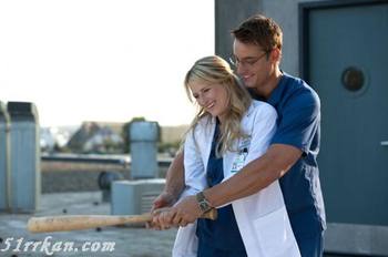  p>该剧和cw正在播出的《南国医恋》(hart of dixie)设定非常相似